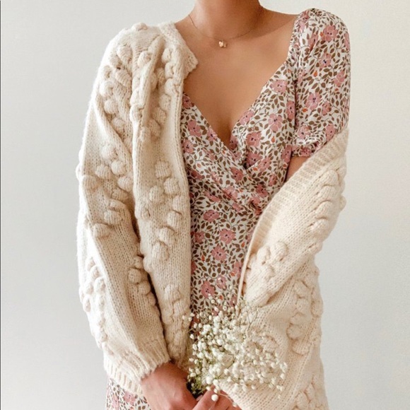 Dress - Picture 2 of 4